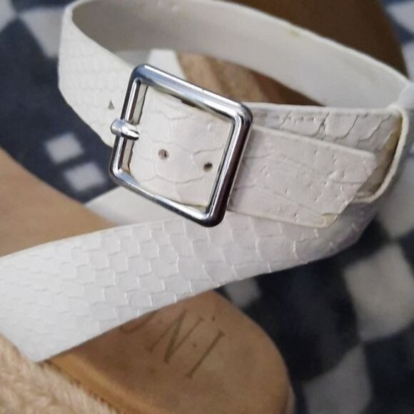 INC International Concepts White Valettap Ankle Strap Espadrille Sandals Size 9 - Picture 11 of 14